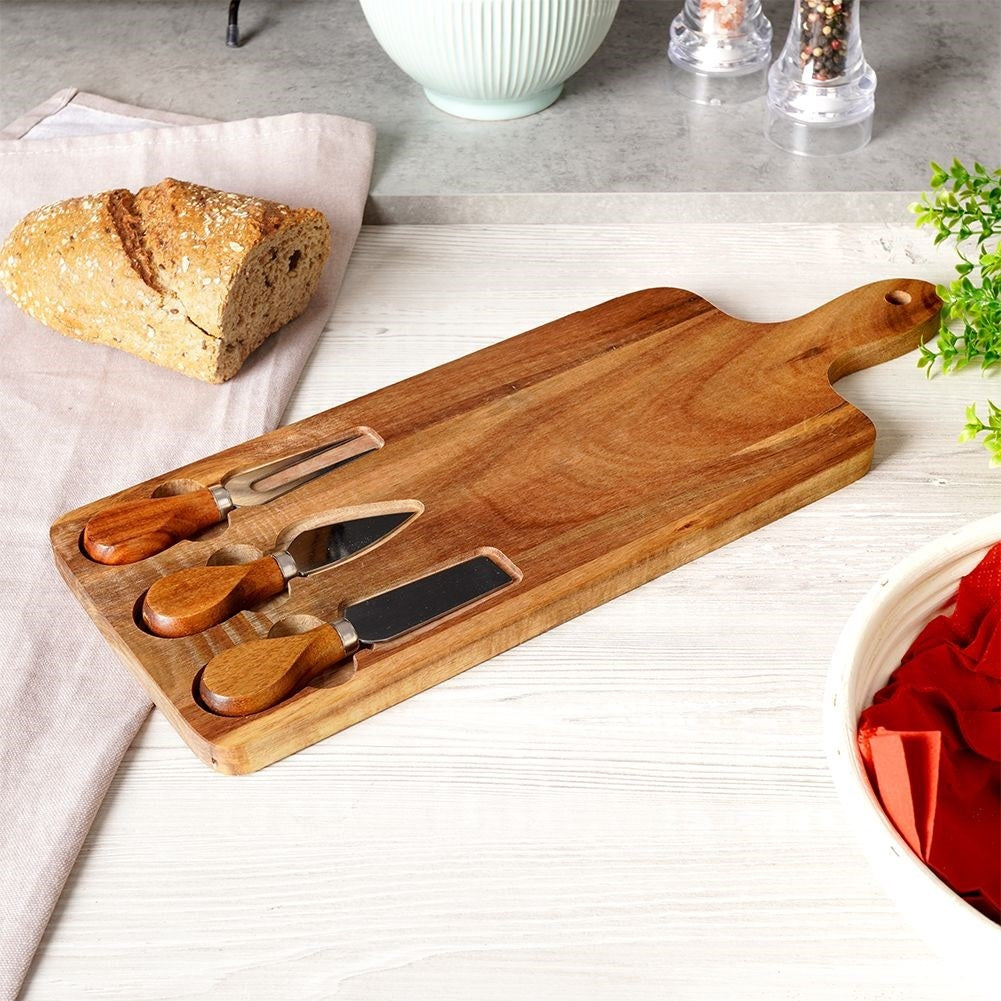 Cheese tray in high-quality acacia wood with knives