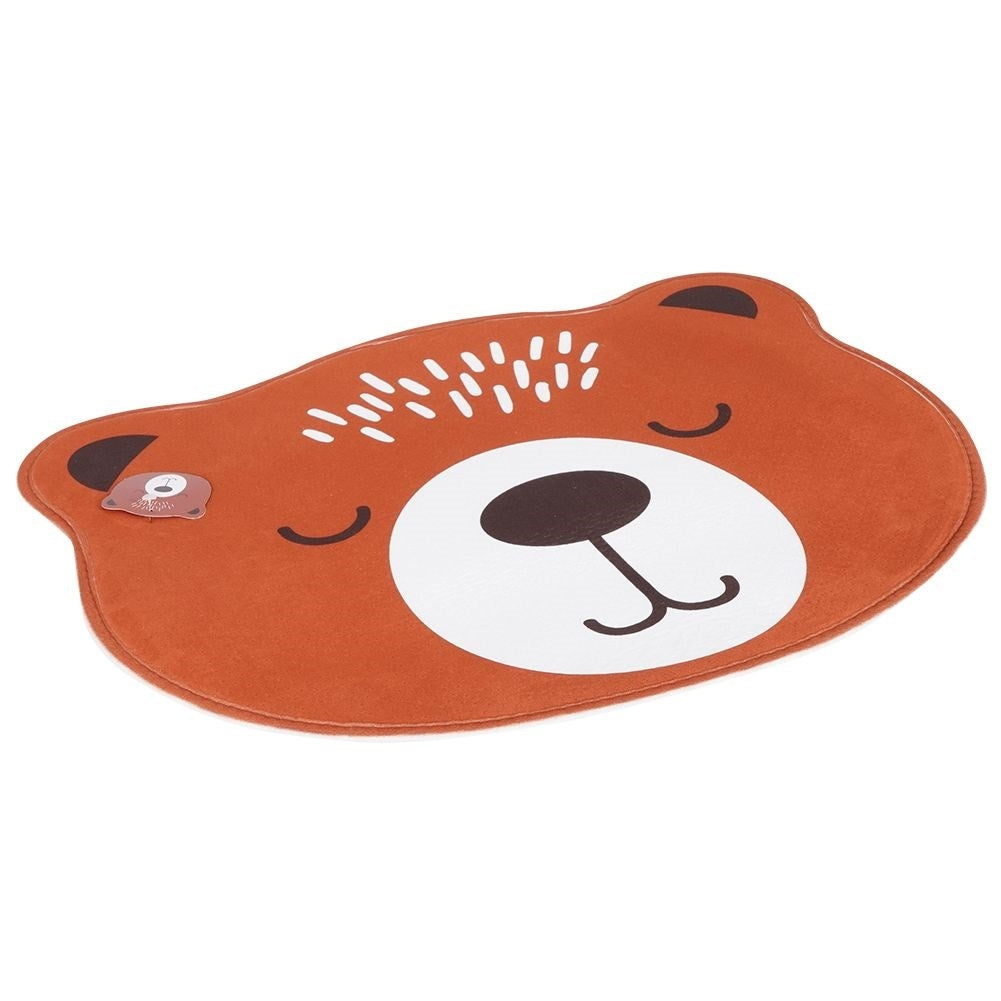 Children's rug with bear motif and non-slip underside