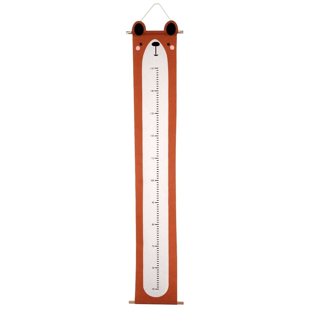 Children's wall measuring stick in durable fabric with a bear motif
