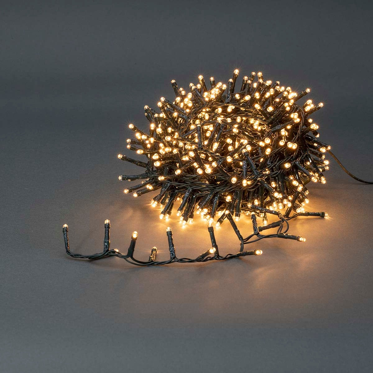 Christmas lights | Compact cluster | 560 LEDs | Warm White | 11.2 m | Lighting effects: 7 | Indoors or Outdoors | Power adapter