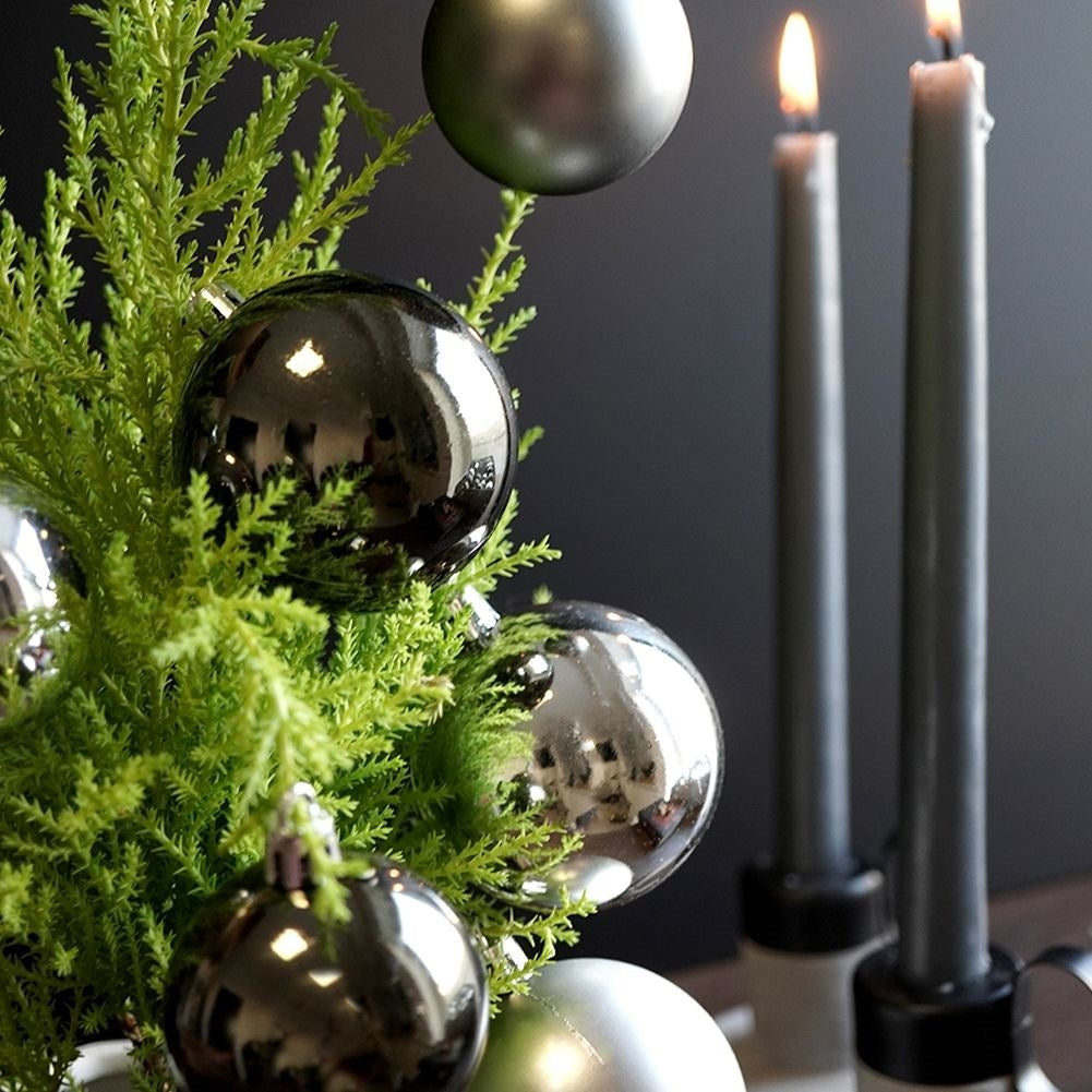 Christmas tree balls 31-pack: Unbreakable, matte & glossy, silver/graphite