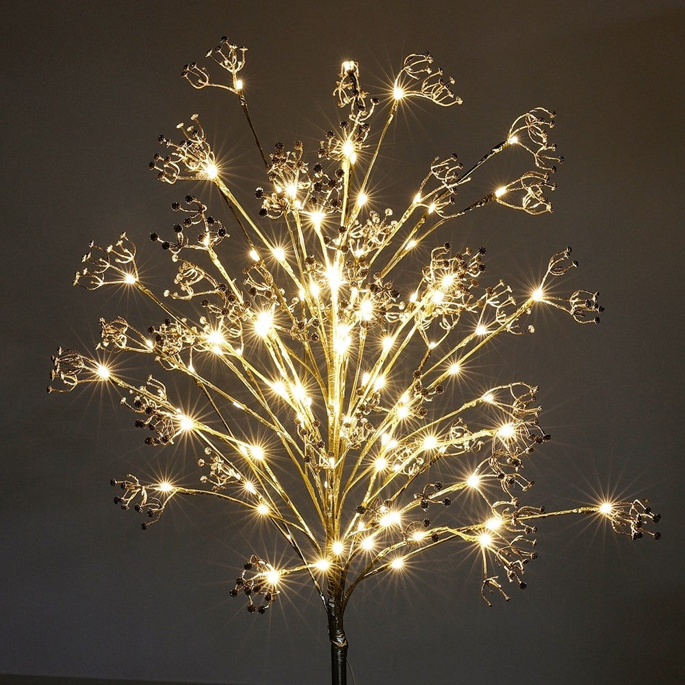 Christmas tree with 102 LED lights for indoor/outdoor use