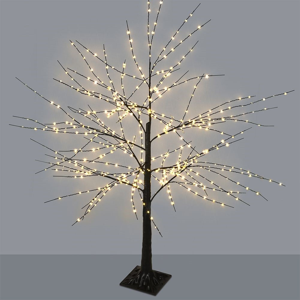 Christmas tree with 480 LED lights for indoor and outdoor use