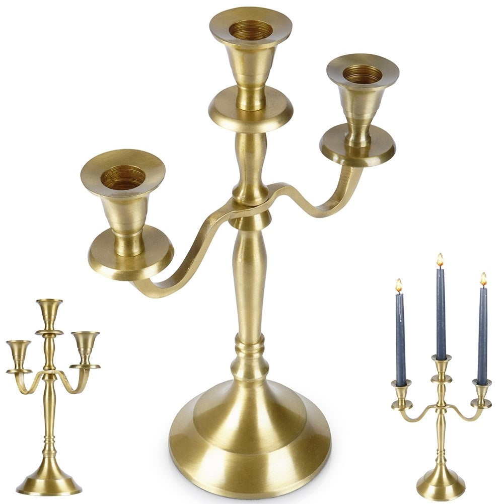 Classic 3-arm candle holder in elegant gold aluminium