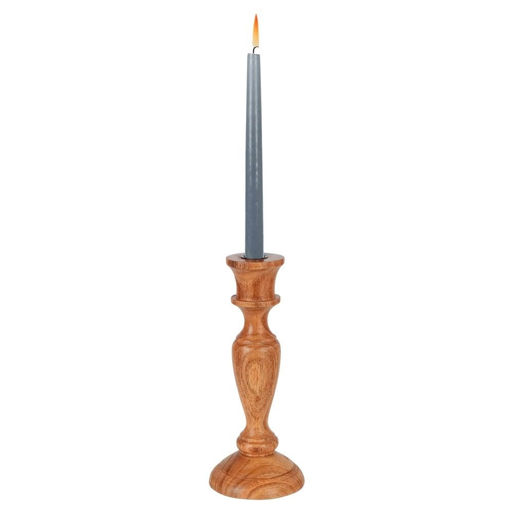 Classic candle holder in acacia wood for long candles