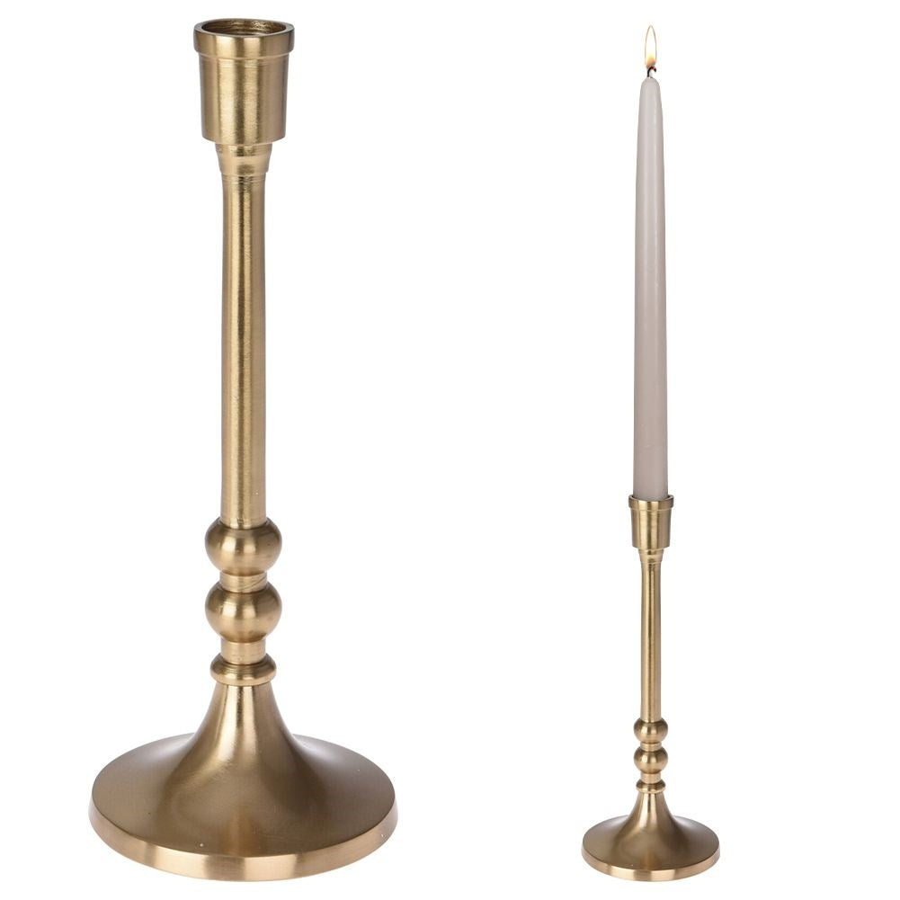 Classic elegance: Candlestick for long candles in gold