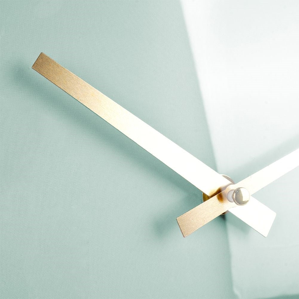 Classic wall clock 30 cm with gold hands and mint dial