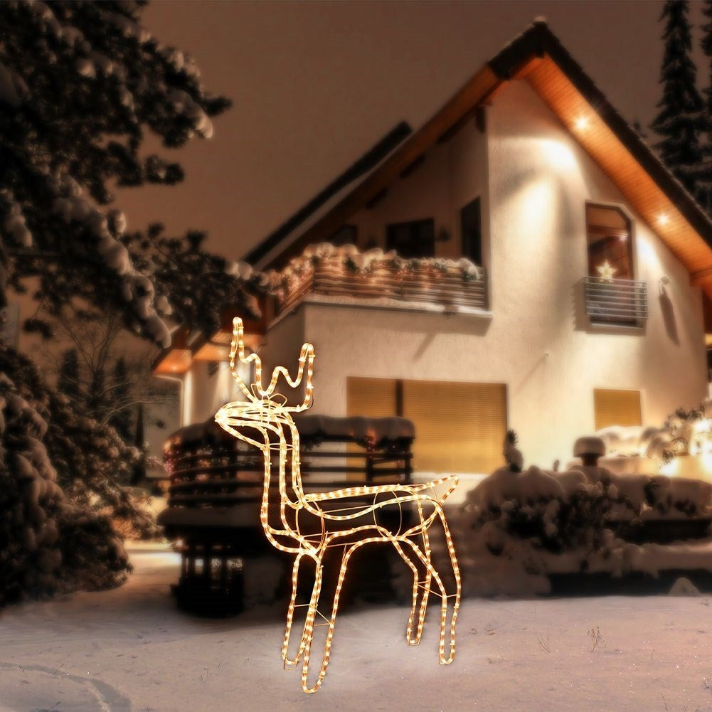 Clean with 360 LED lights - Impressive indoor/outdoor Christmas decoration