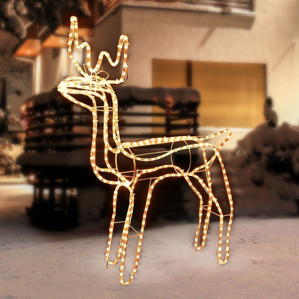 Clean with 360 LED lights - Impressive indoor/outdoor Christmas decoration