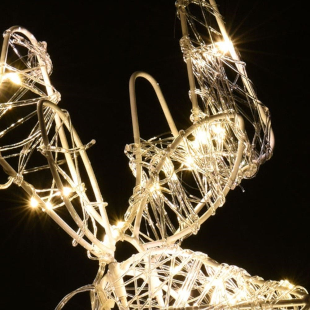 Clean with 80 LED lights - Perfect for Christmas, inside and out