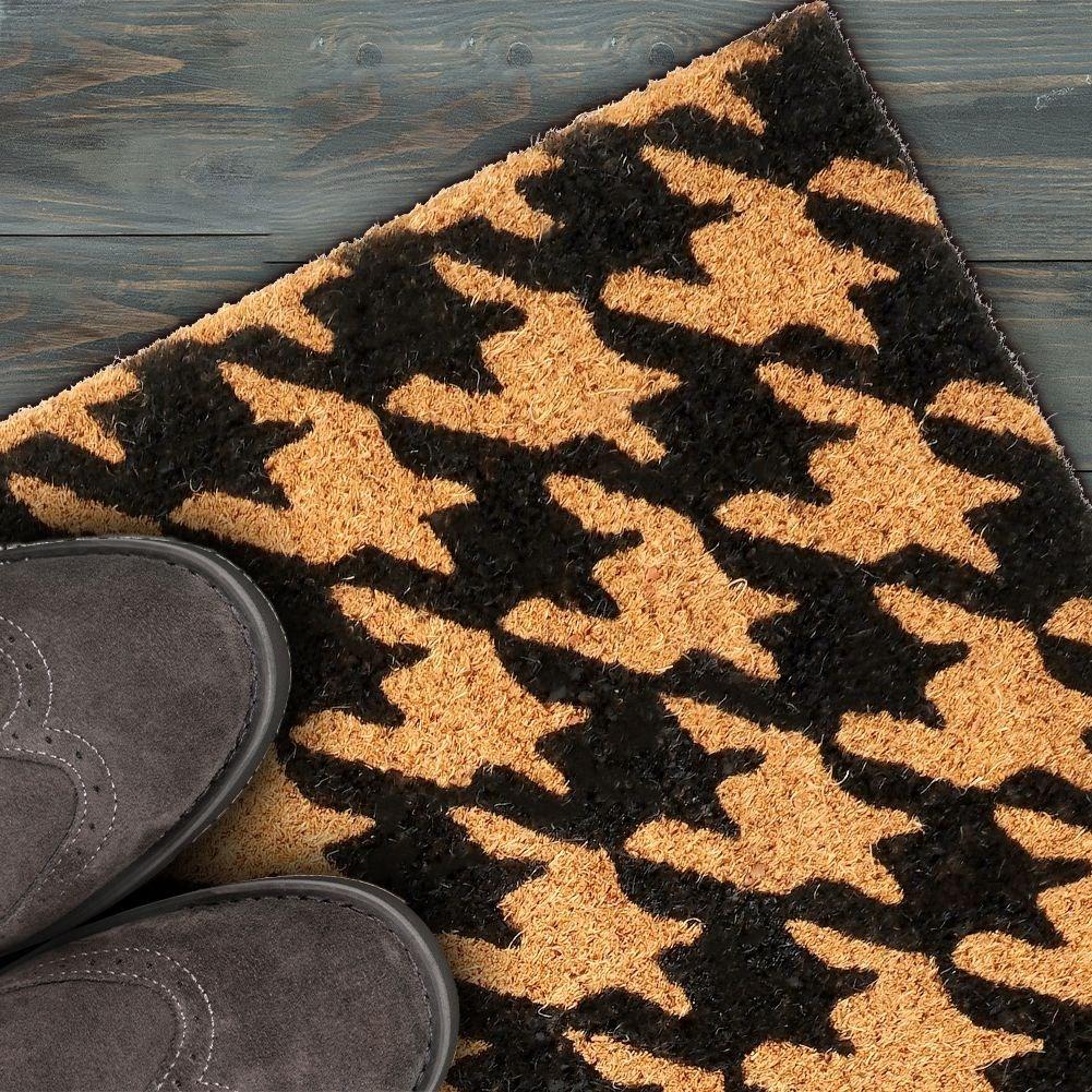 Coconut fiber Shoe scraper: First & Second Contact, Outdoor friendly