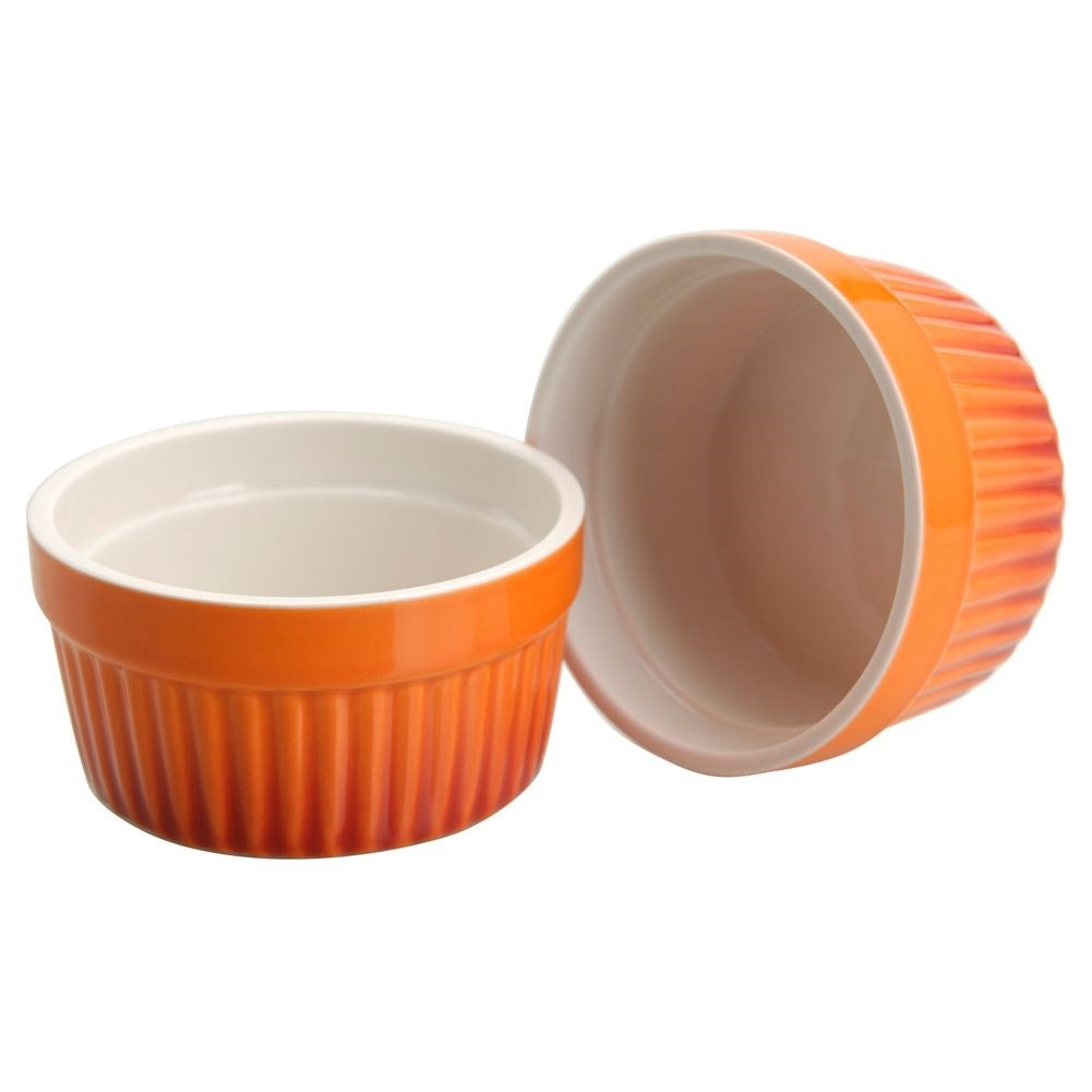 Coconut-shaped bowls for baking and serving