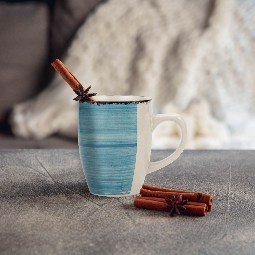 Coffee cup with convenient handle for microwave and dishwasher