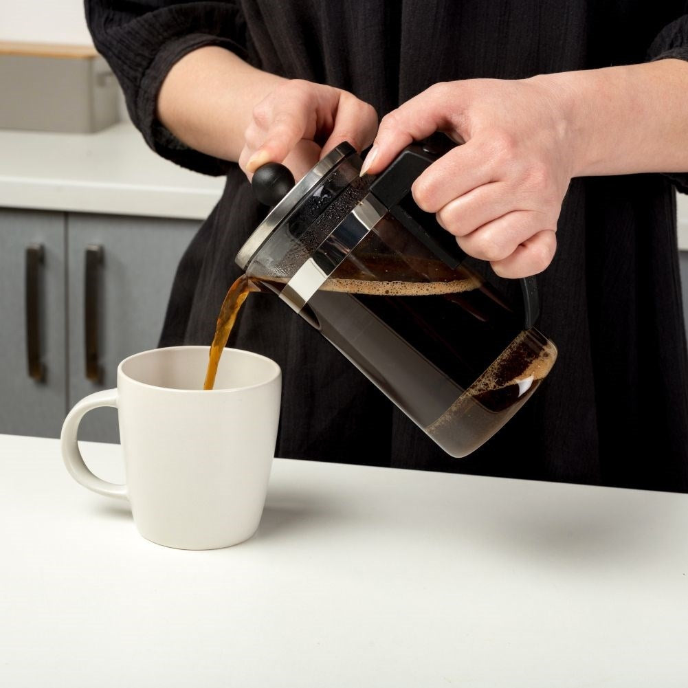Coffee press in heat-resistant glass with steel piston