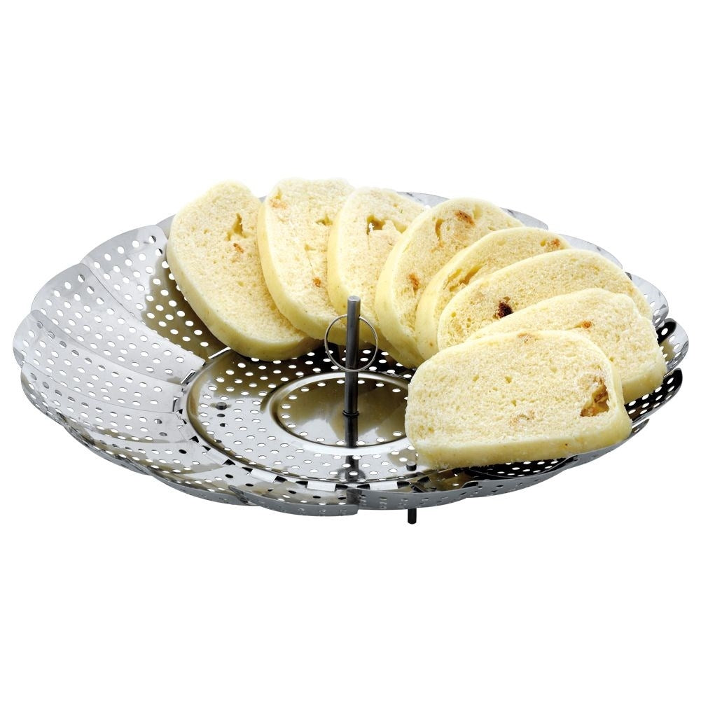 Collapsible insert for steaming food