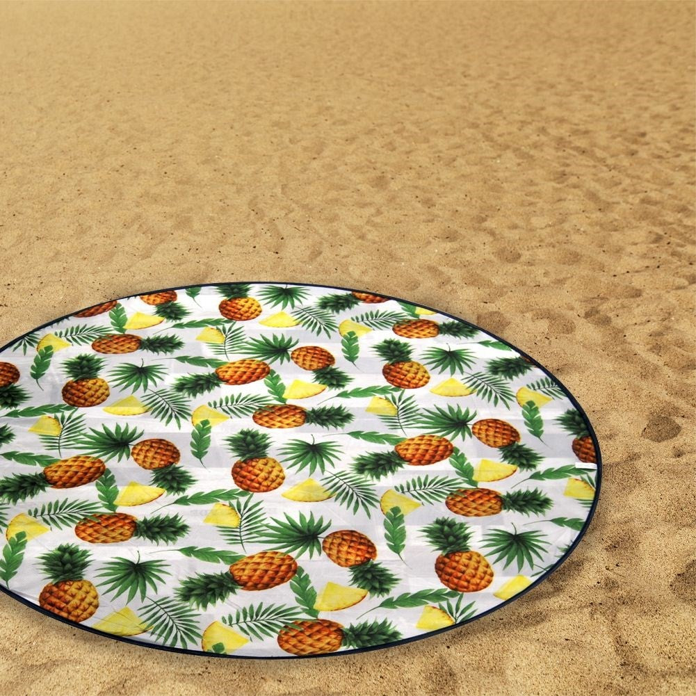 Collapsible lightweight mat for beach and picnic