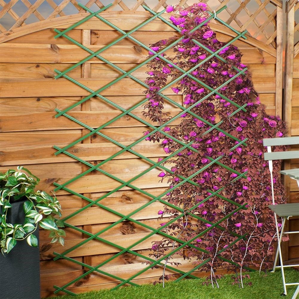 Collapsible plastic garden support for climbing plants