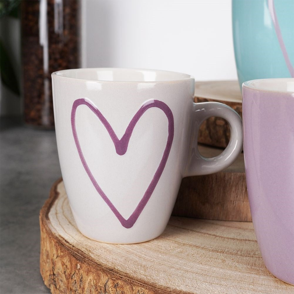 Colorful ceramic mugs with heart motifs - 4-pack