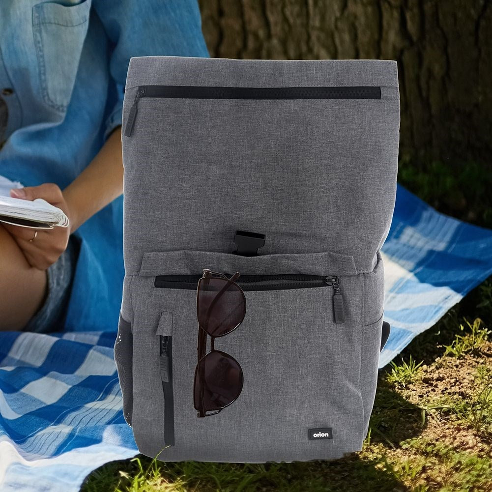 Comfortable cooler bag backpack for hot and cold meals