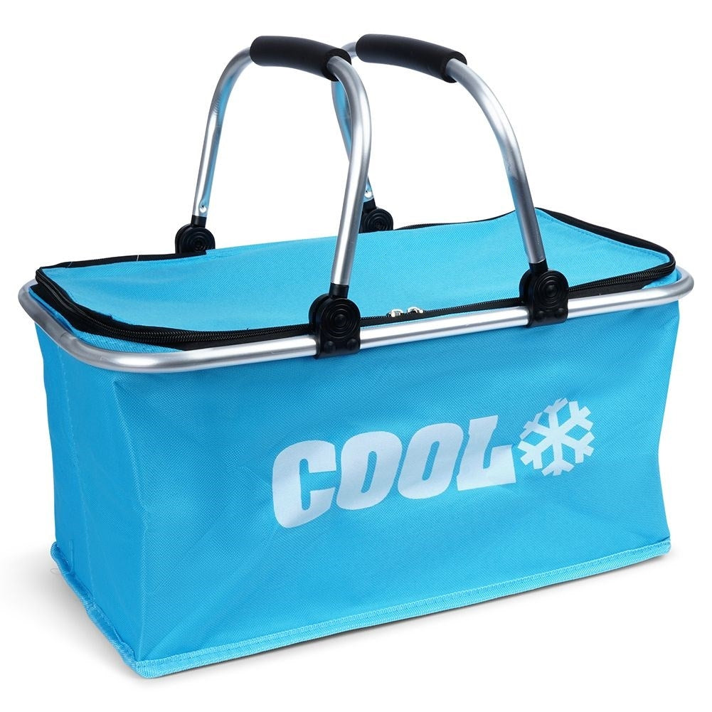 Comfortable cooler with reinforced bottom and comfortable handles