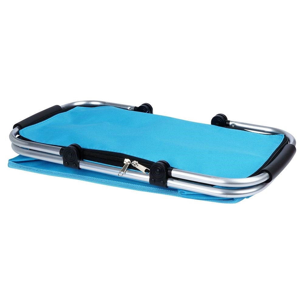 Comfortable cooler with reinforced bottom and comfortable handles