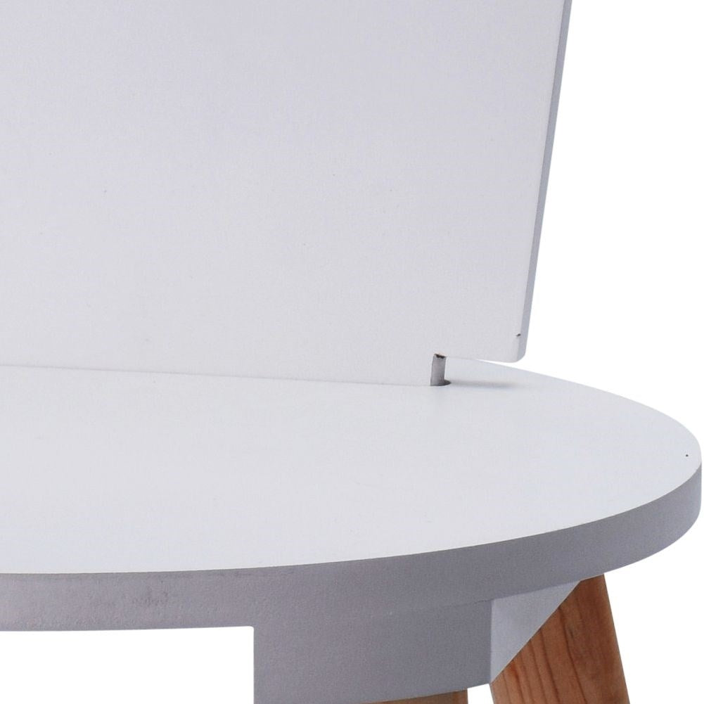 Comfortable ergonomic children's chair in wood and MDF, white/beige
