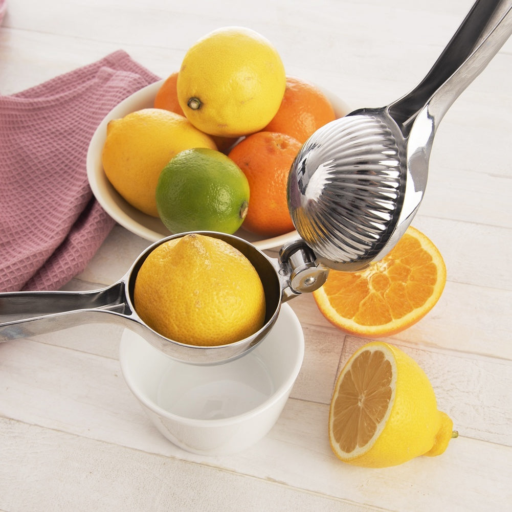 Compact and efficient metal citrus press for lemons and limes