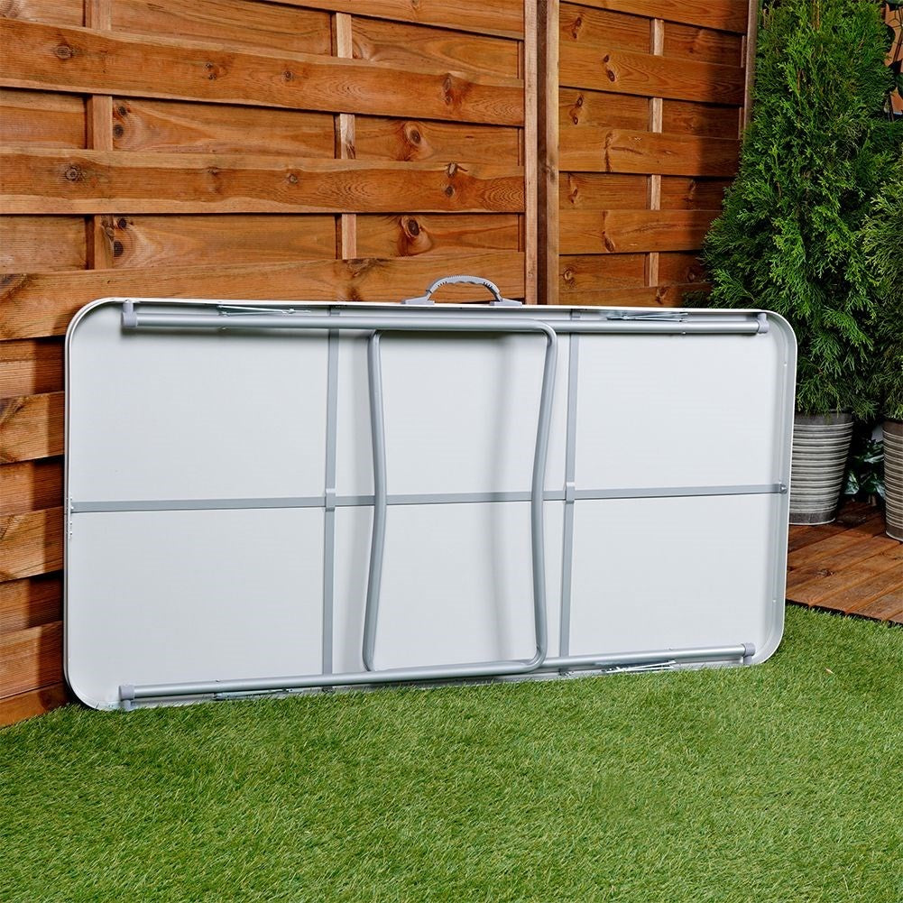 Compact and weatherproof camping table with metal legs