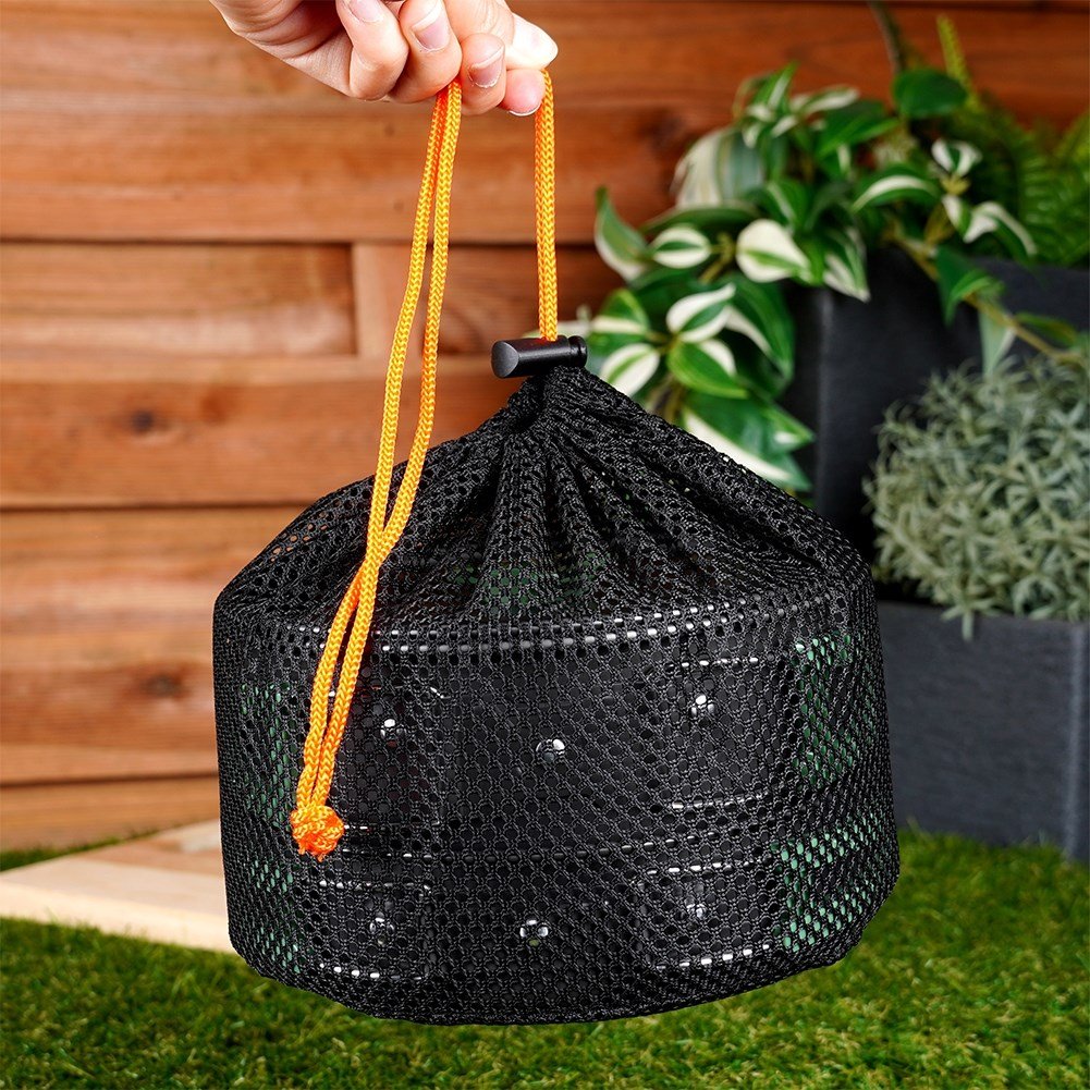 Compact camping kitchen set: pot, frying pan, kettle