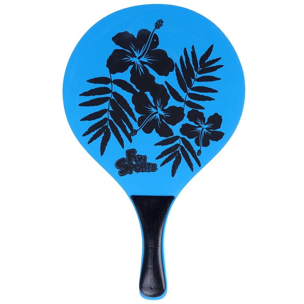 Complete Outdoor Playset for Fun ActivityComplete outdoor game set with throwing disc, badminton set and beach tennis set. Perfect for hours of fun outdoor activity.Outdoor PlaysetOur comprehensive outdoor play set includes a throwing disc, a