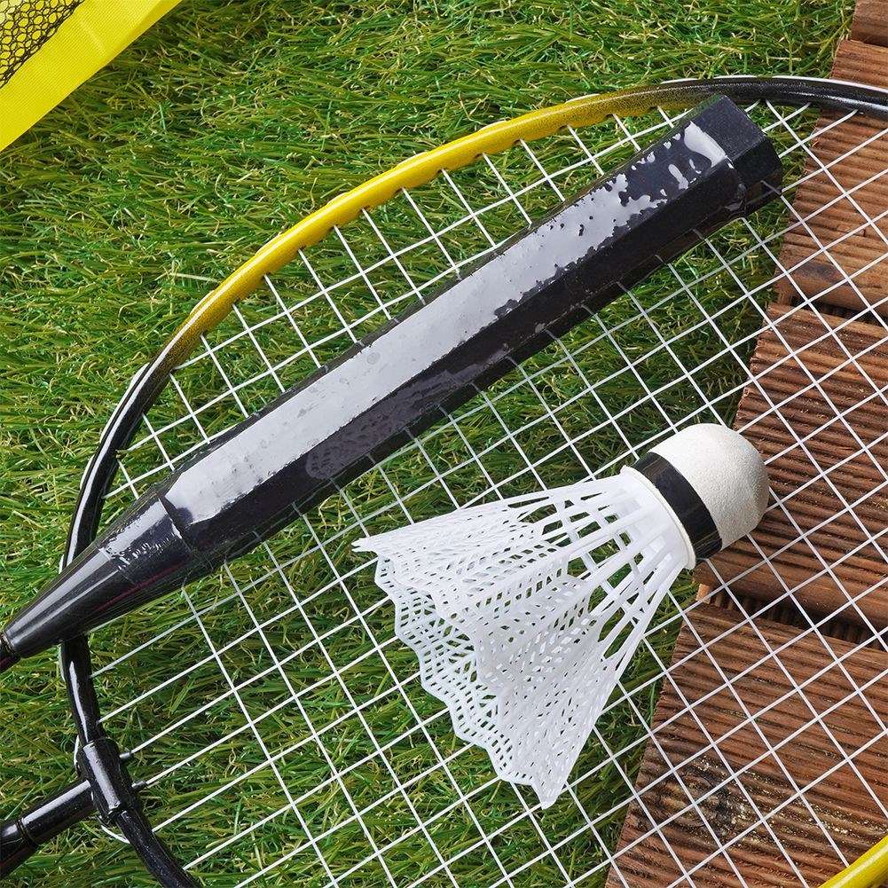 Complete Outdoor Playset for Fun ActivityComplete outdoor game set with throwing disc, badminton set and beach tennis set. Perfect for hours of fun outdoor activity.Outdoor PlaysetOur comprehensive outdoor play set includes a throwing disc, a