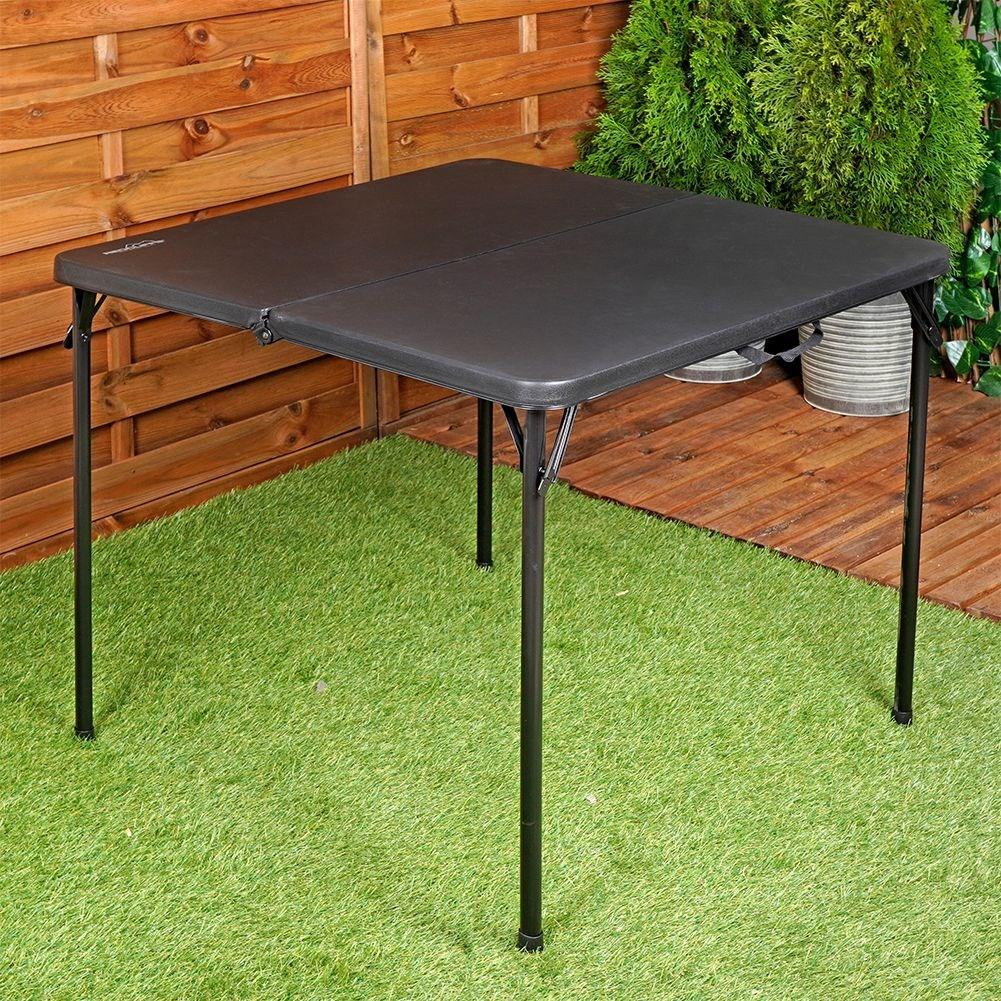 Complete garden furniture set for 4 people: Table and chairs