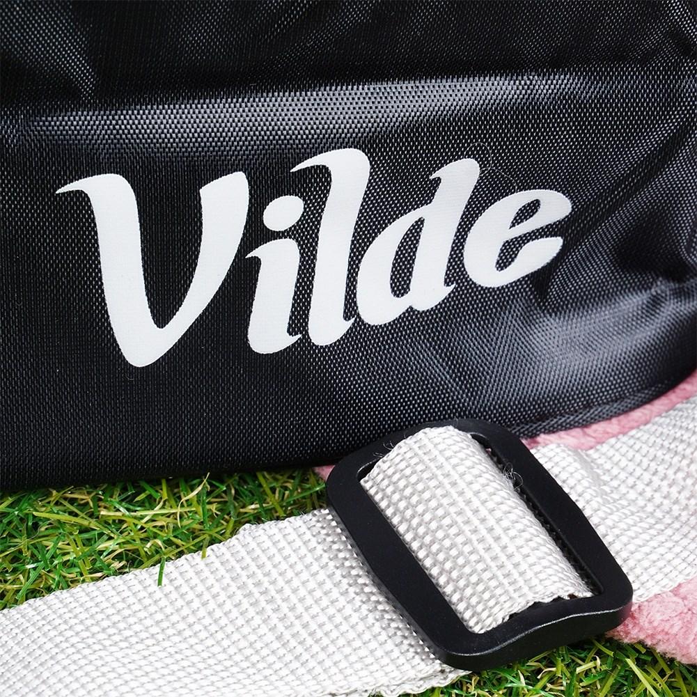 Convenient cooler bag for food and drinks - perfect for travel