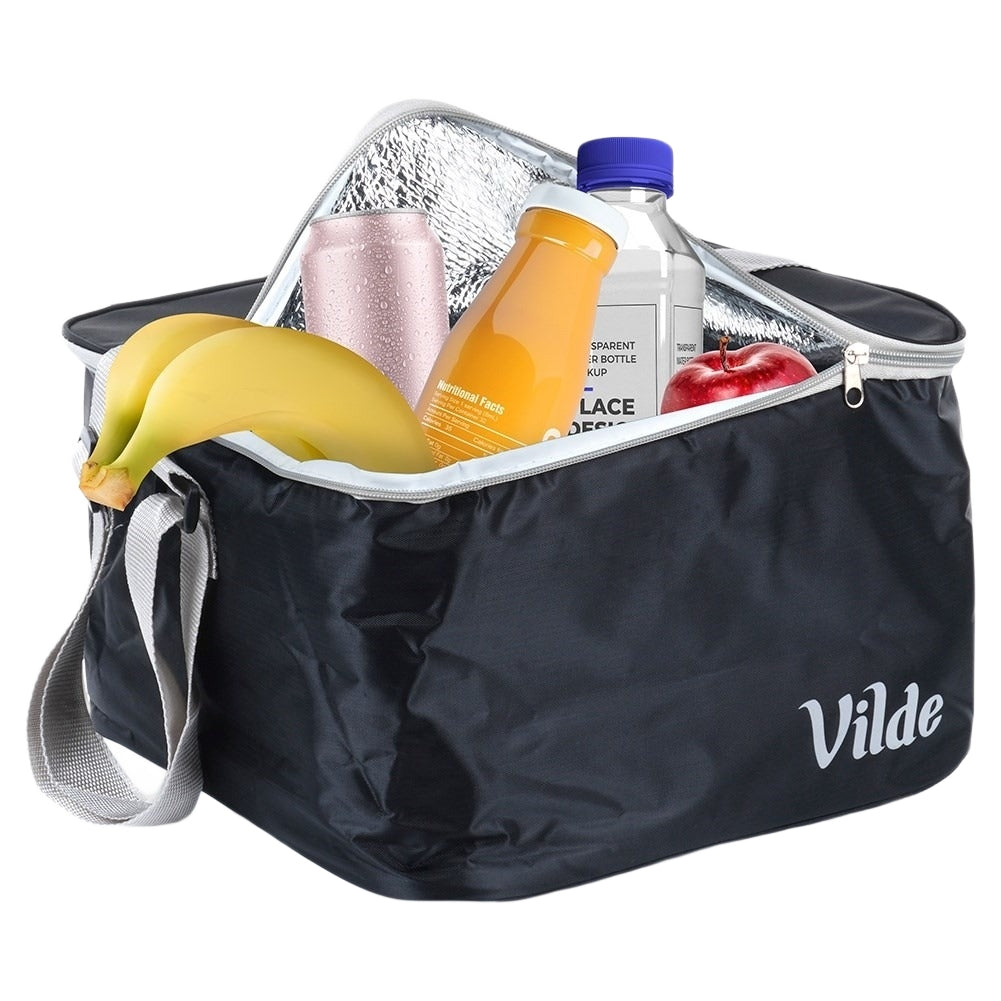 Convenient cooler bag for food and drinks - perfect for travel