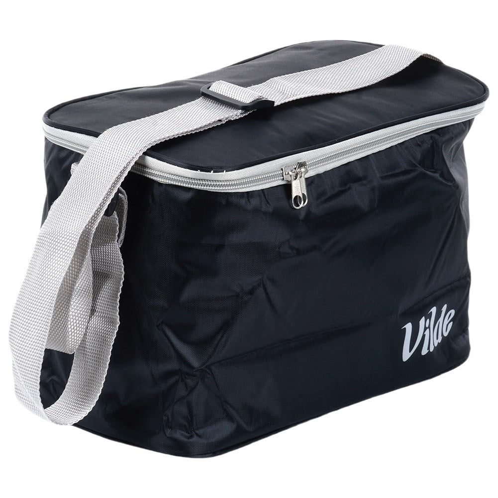 Convenient cooler bag for food and drinks - perfect for travel