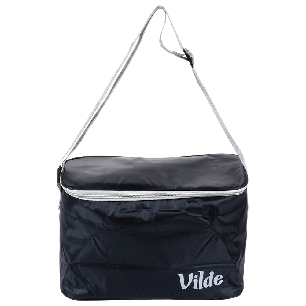 Convenient cooler bag for food and drinks - perfect for travel