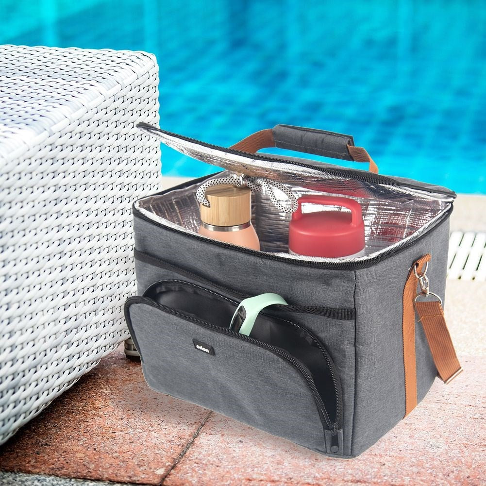 Convenient cooler bag for food & drinks - perfect for travel & picnics
