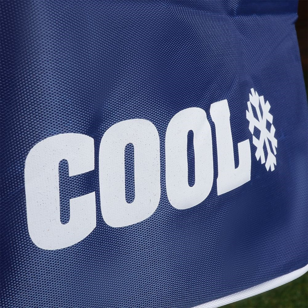 Convenient cooler bag for hot and cold meals on trips