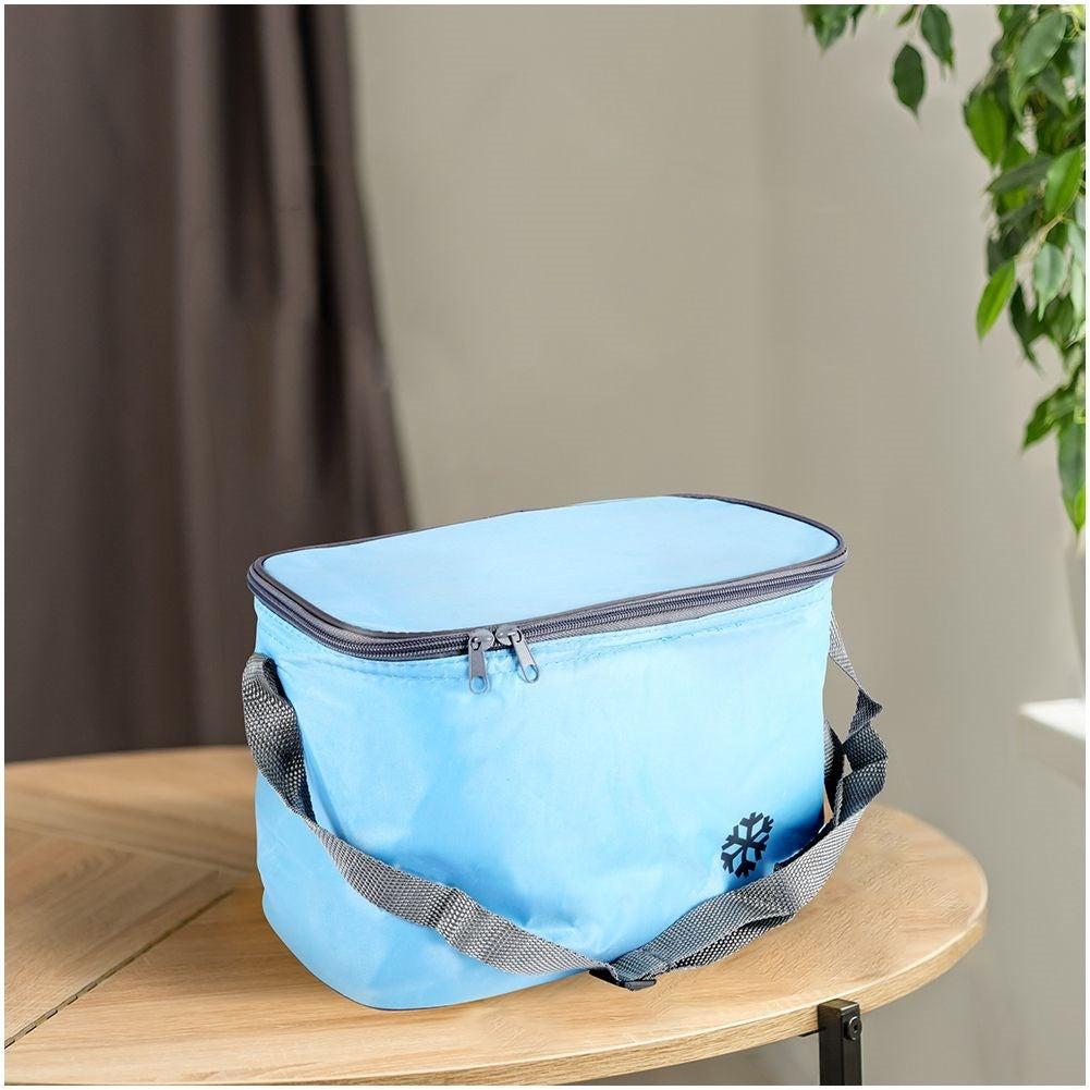 Convenient cooler bag for hot and cold meals with zipper