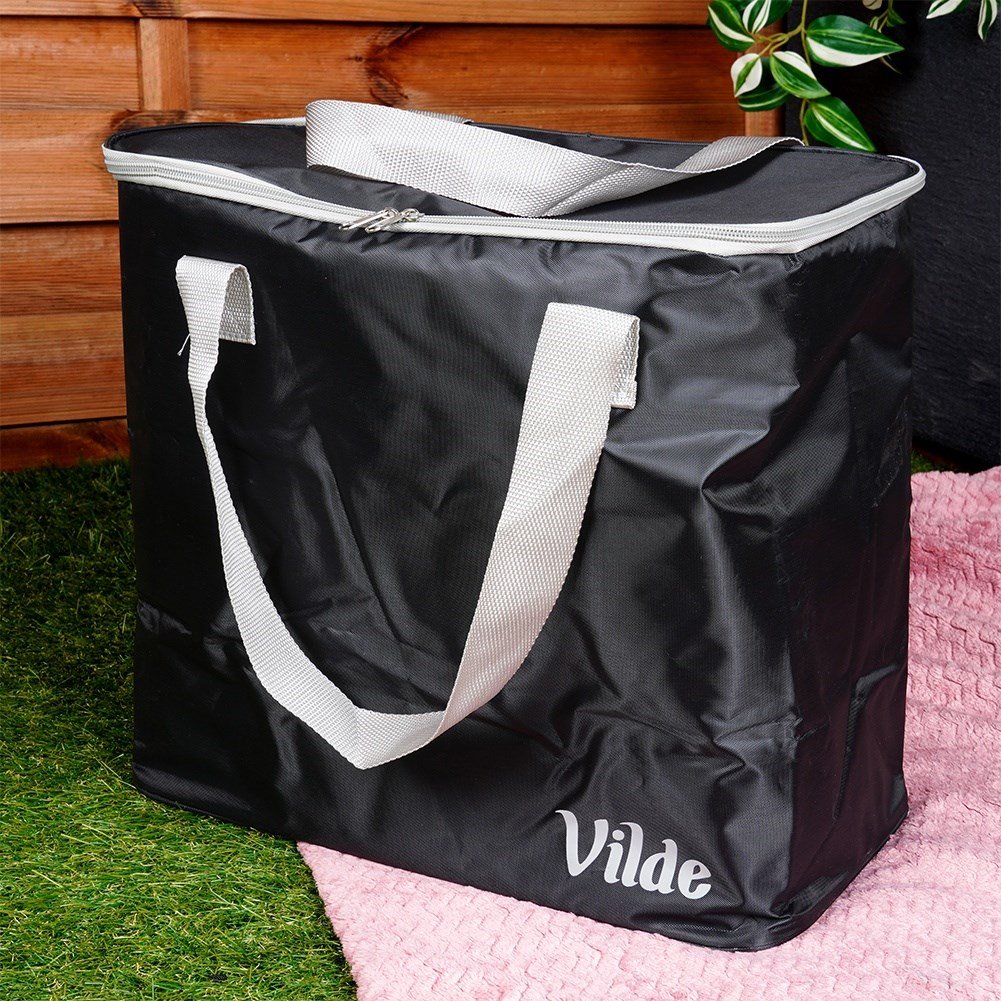 Convenient cooler bag for meals and drinks, hot and cold.