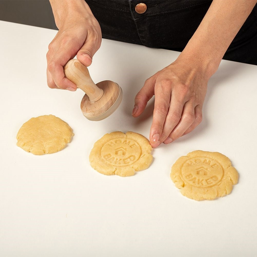 Cookie stamp with Home Baked text, removable silicone, 6 cm