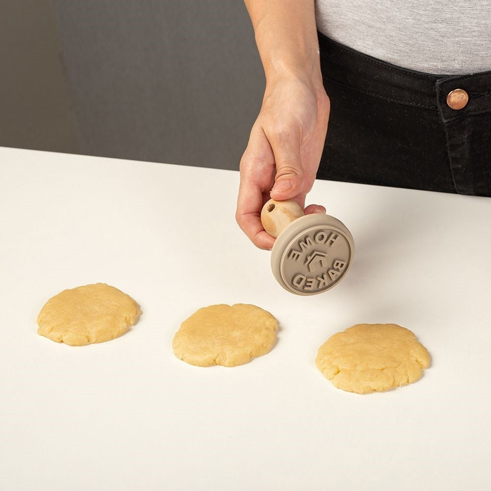 Cookie stamp with Home Baked text, removable silicone, 6 cm