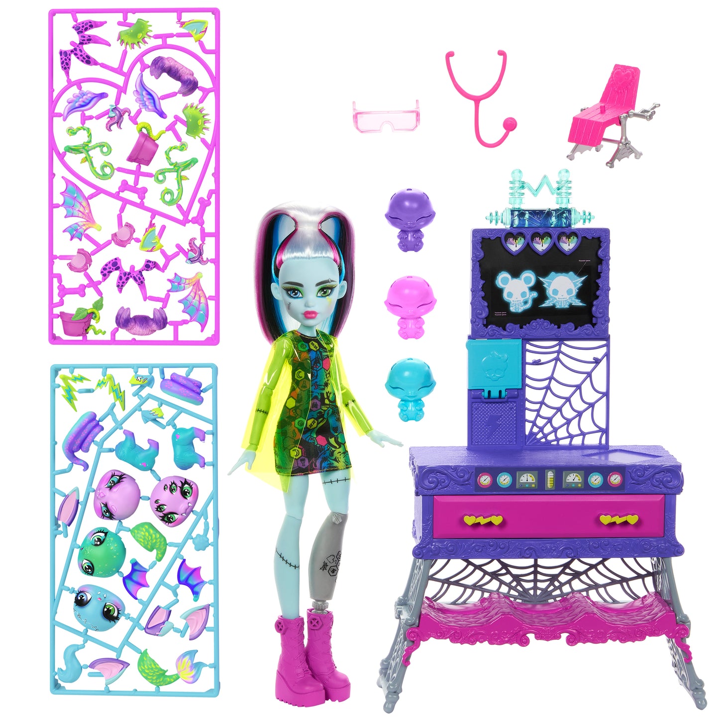 Create Your Own Monster Pet Playset with Frankie Stein