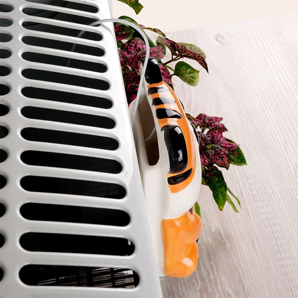 Cute tiger ceramic humidifier for children's rooms, hangs on elements