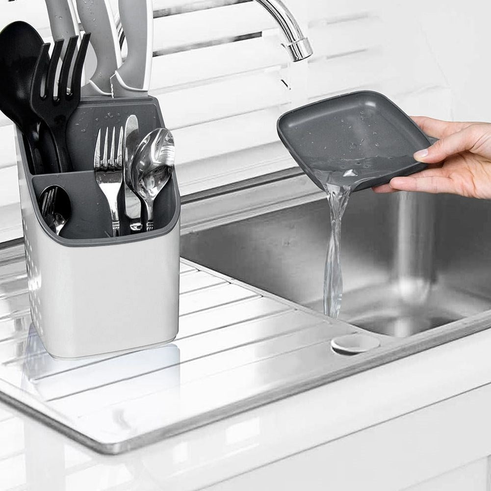 Cutlery and kitchen utensil container, spacious and practical