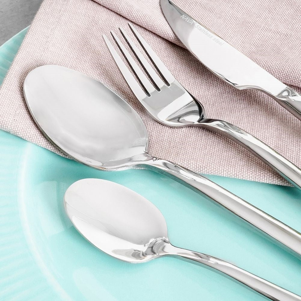 Cutlery in Stainless Steel for 6 People