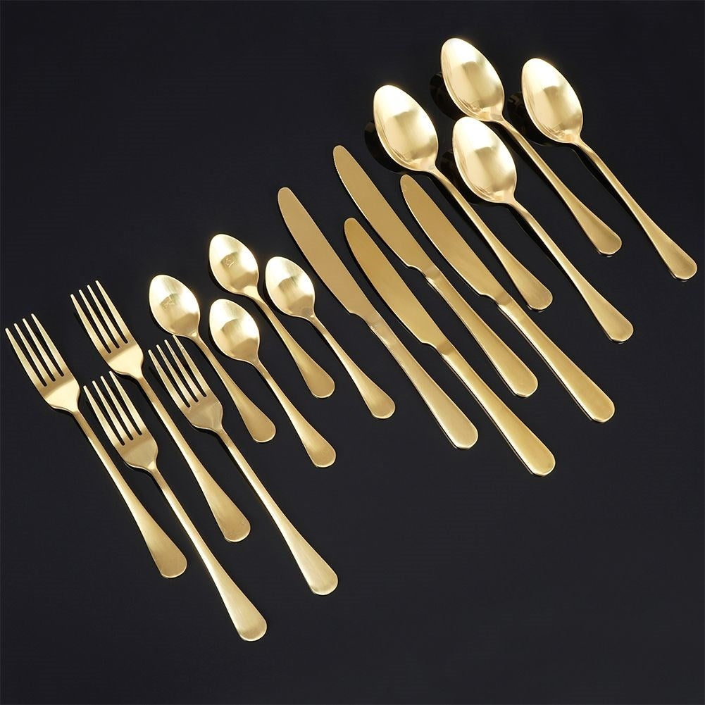 Cutlery set for 4 in shiny, golden stainless steel