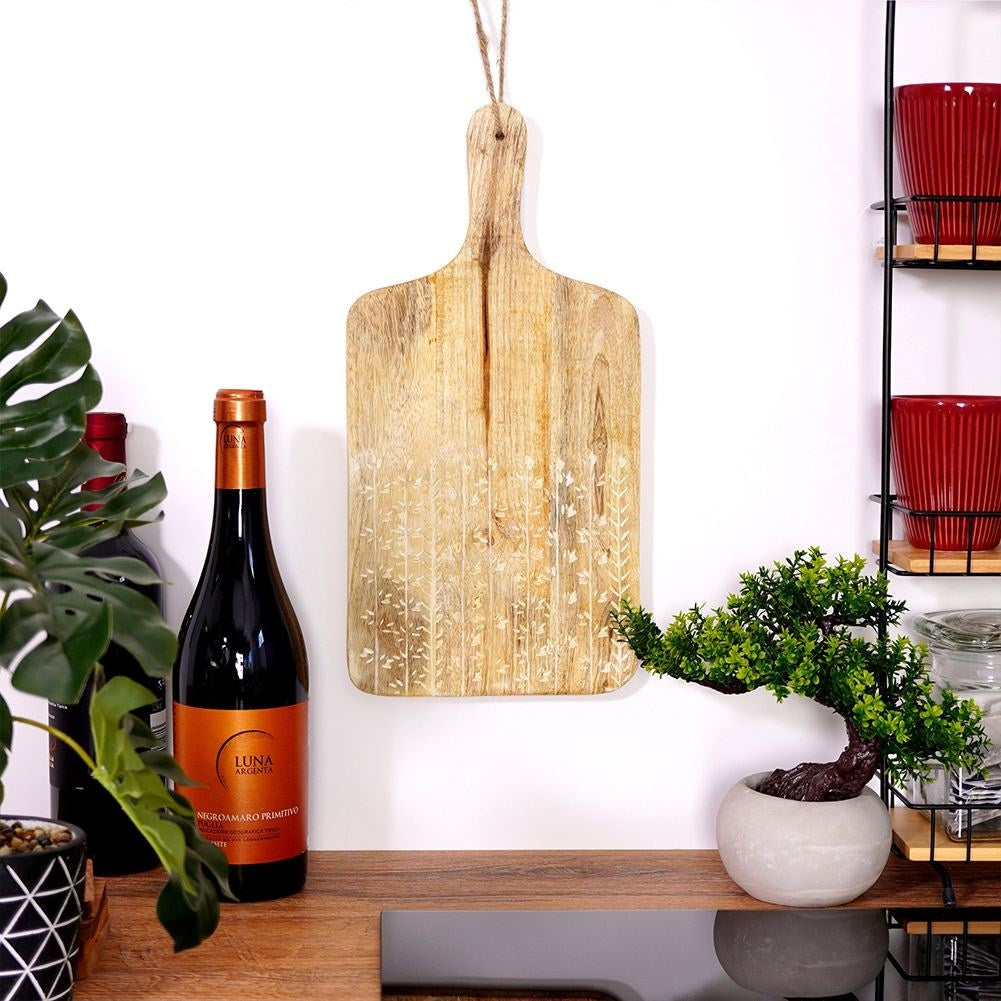 Cutting board and Serving tray in Ribbed Mango wood
