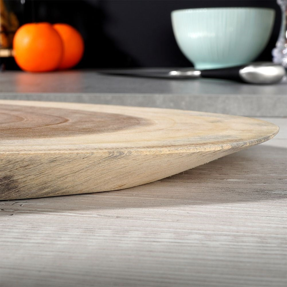 Cutting board and serving tray in durable acacia wood