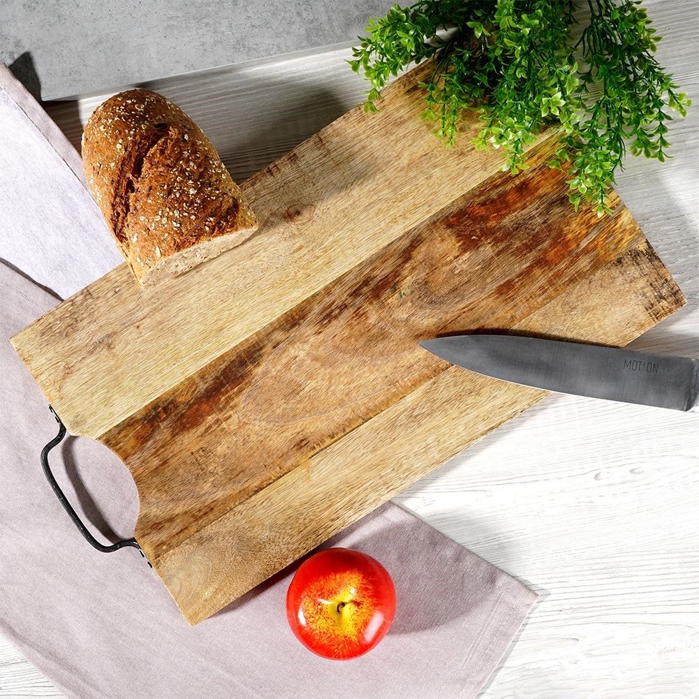 Cutting board in Exotic Mango wood